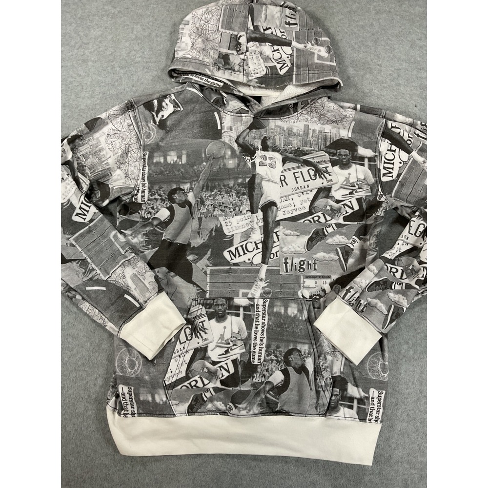 Jordan Boys XL Gray Michael Jordan Collage Flight Pullover Hoodie D267-023 2666